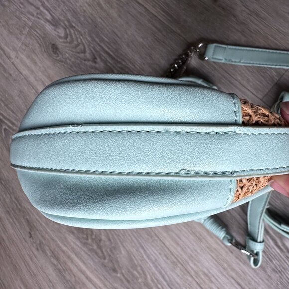 Steve Madden Bdaryll Crossbody / Shoulder bag - Frest Mint  with Round Tag Pouch - Picture 5 of 16